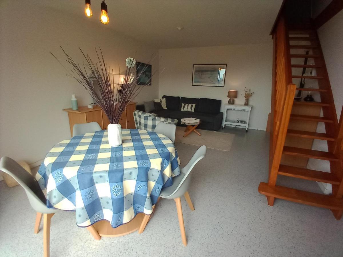 Appartamento Duplex Les Pieds Dans L' Eau Jullouville-les-Pins Esterno foto