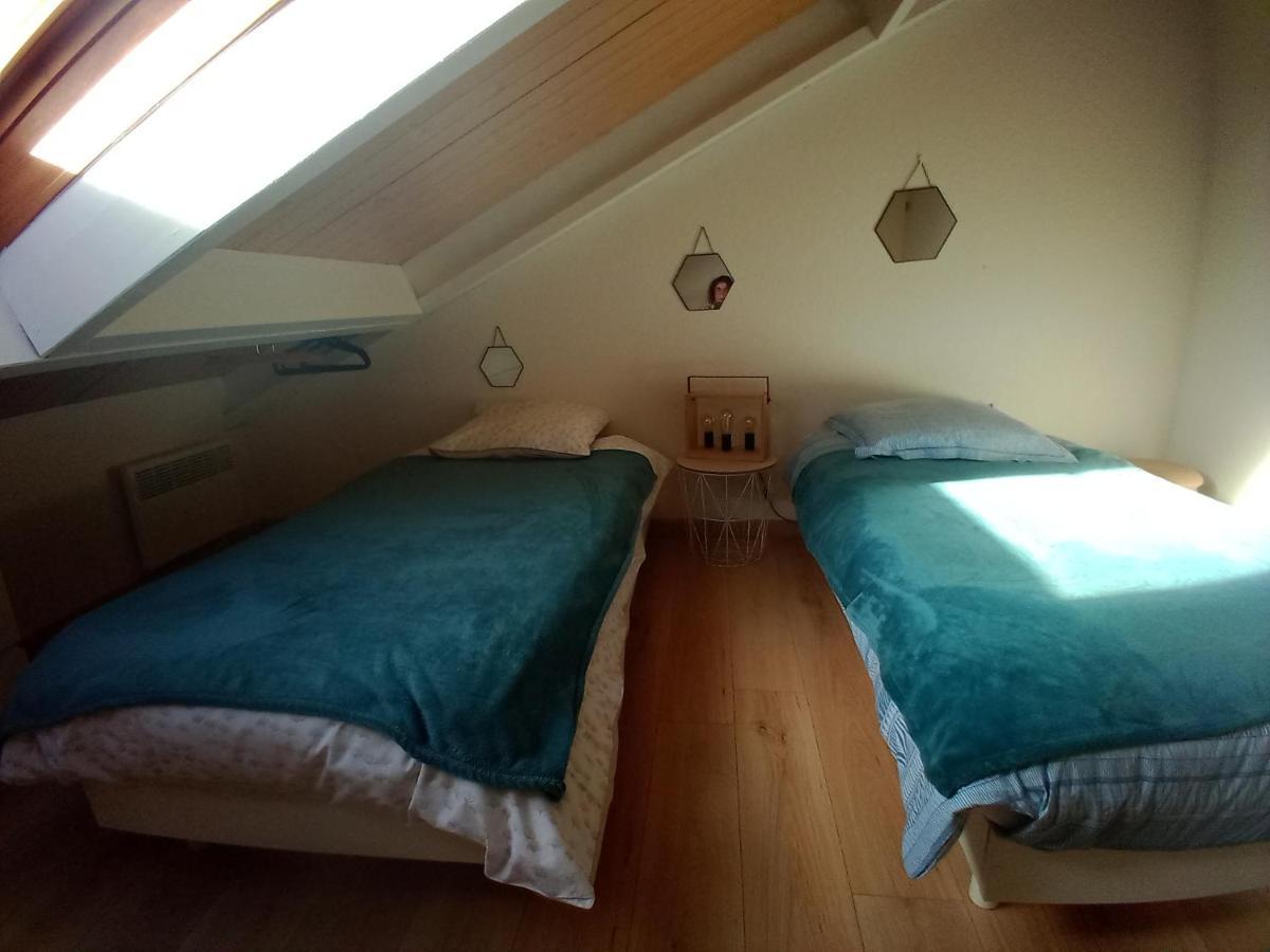 Appartamento Duplex Les Pieds Dans L' Eau Jullouville-les-Pins Esterno foto